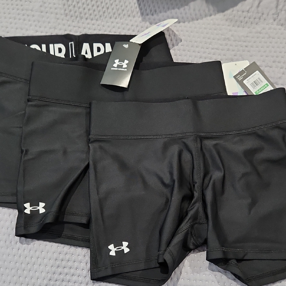 Under Armour Girls Black Team Shorty 4 Shorts Youth Large YL